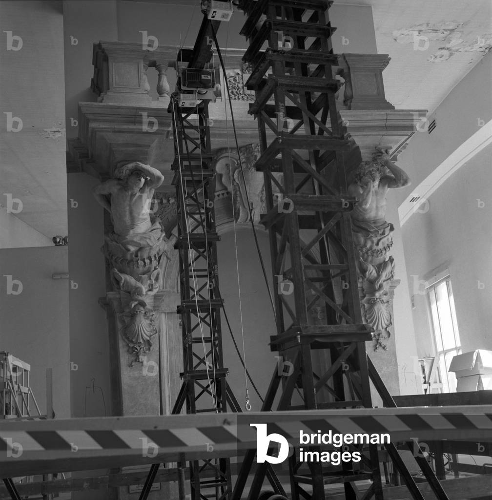 The site of the Musee des Monuments Francais, Cite de l'architecture et du patrimoine, Palais de Chaillot, 1 place du Trocadero, Paris 16th. All the renovation and renovation works were entrusted to the architect Jean Francois Bodin, the end of the 2007 works. Photography 2003.