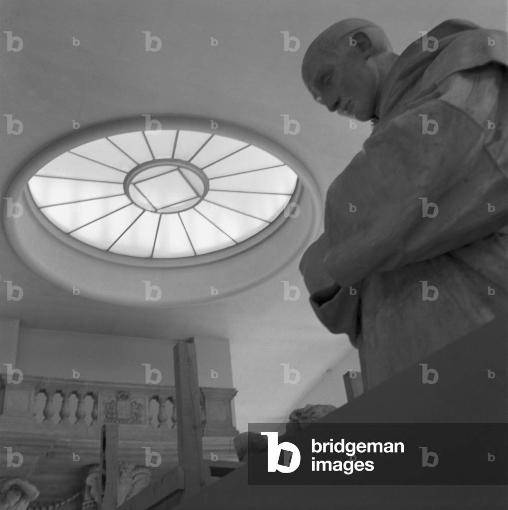 The site of the Musee des Monuments Francais, Cite de l'architecture et du patrimoine, Palais de Chaillot, 1 place du Trocadero, Paris 16th. All the renovation and renovation works were entrusted to the architect Jean Francois Bodin, the end of the 2007 works. Photography 2003.