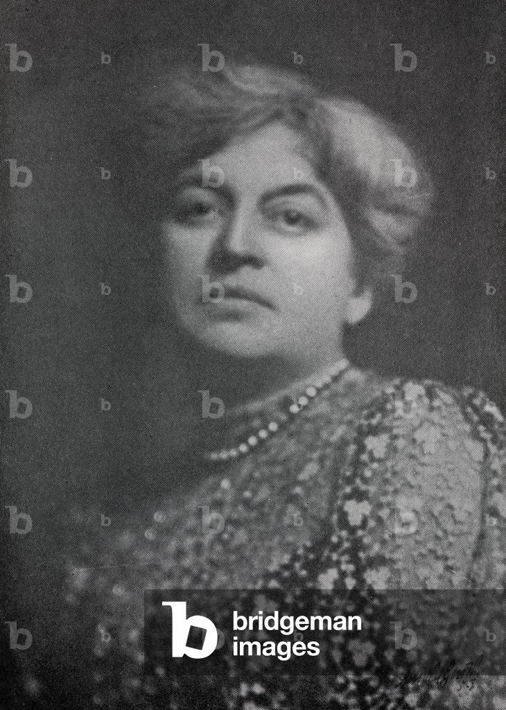 Mrs Isobel Strong (photo)