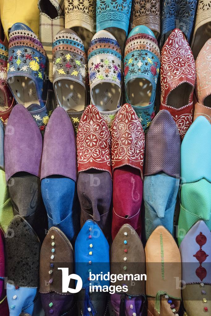 Colourful Babouche, Moroccan pointed slippers, on sale in the souq, Marrakech, Morocco (photo)