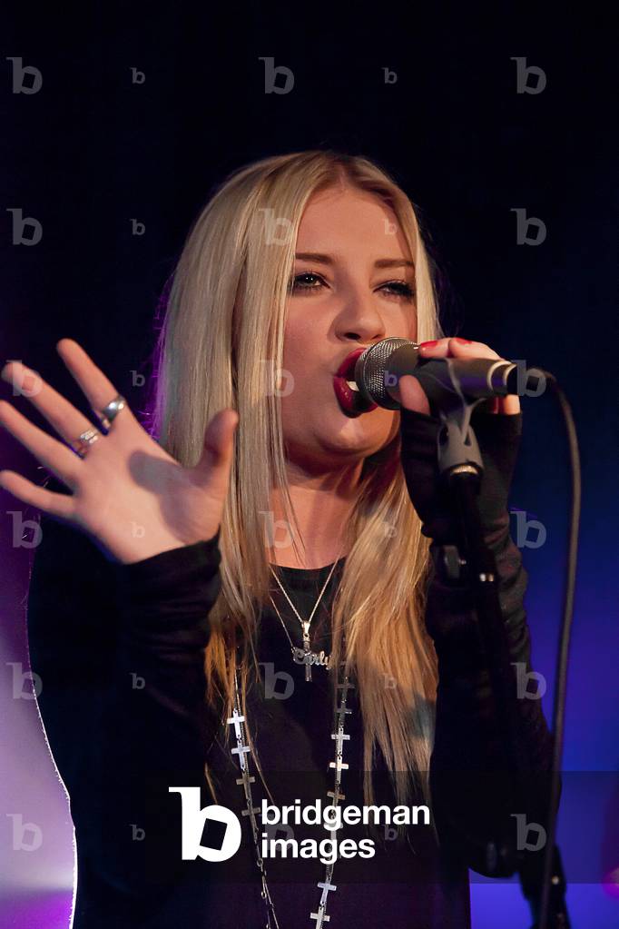 Carly Connor King Tuts Glasgow 16th February 2012 (photo)