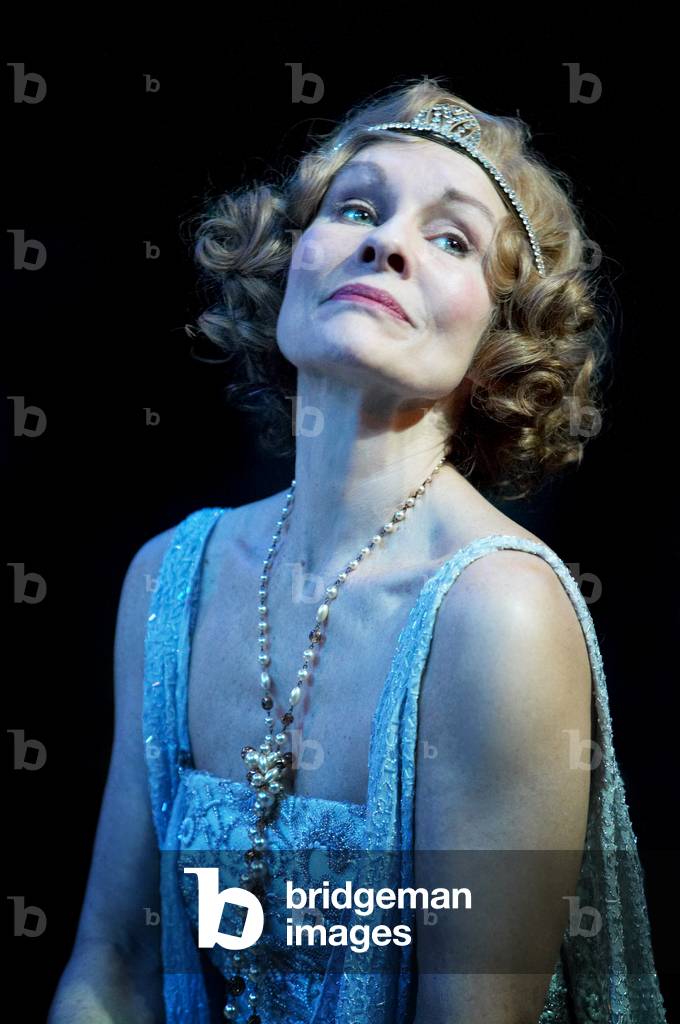 The Vortex by Noel Coward directed bt Jo Combes, 2007 (photo)