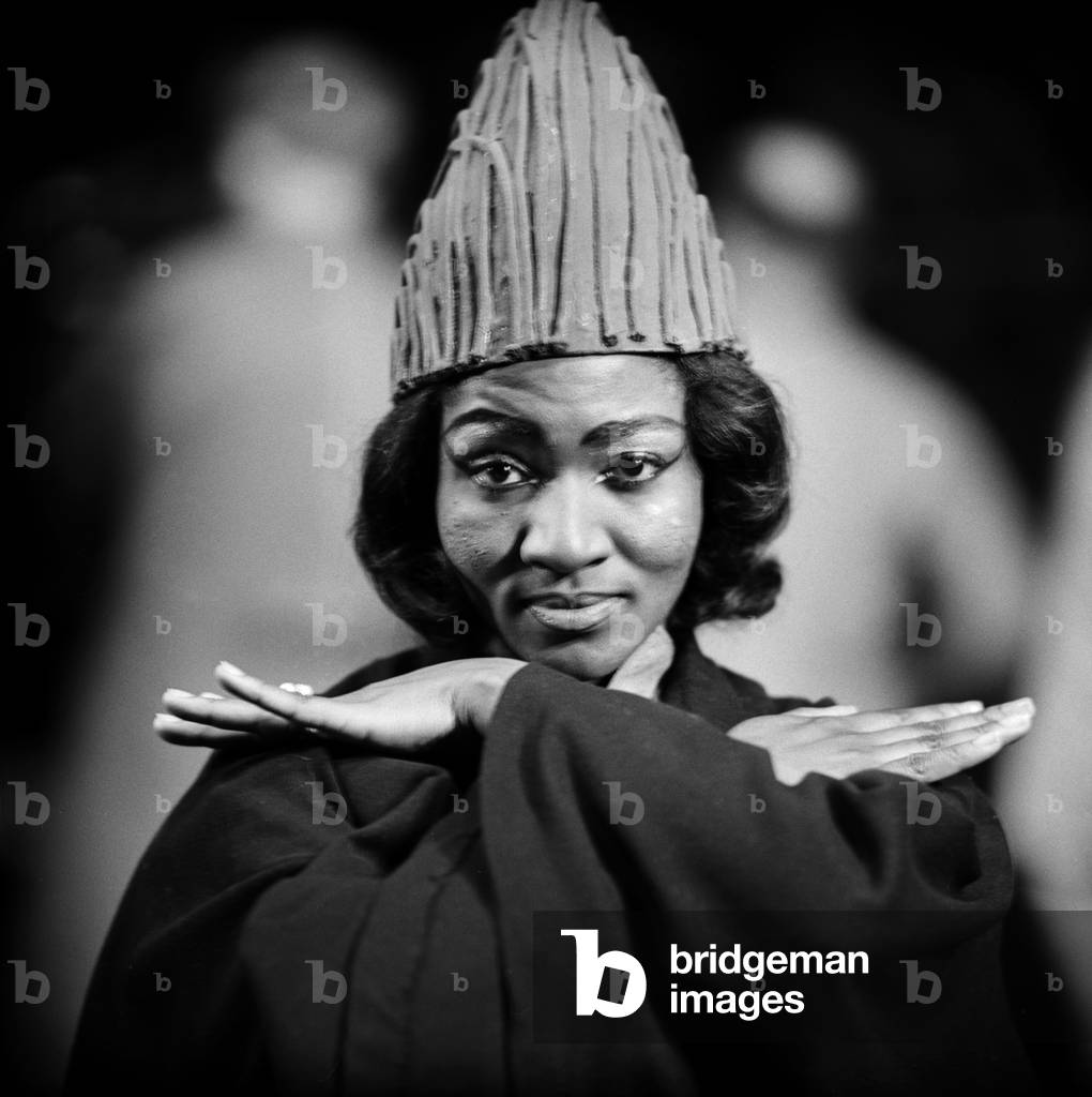 Opera singer Grace Bumbry in the leading female role in Saint-Saens' “Samson and Dalila”. Recorded during the dress rehearsal at the Stadttheater Basel on 28 December 1961 (b/w photo)