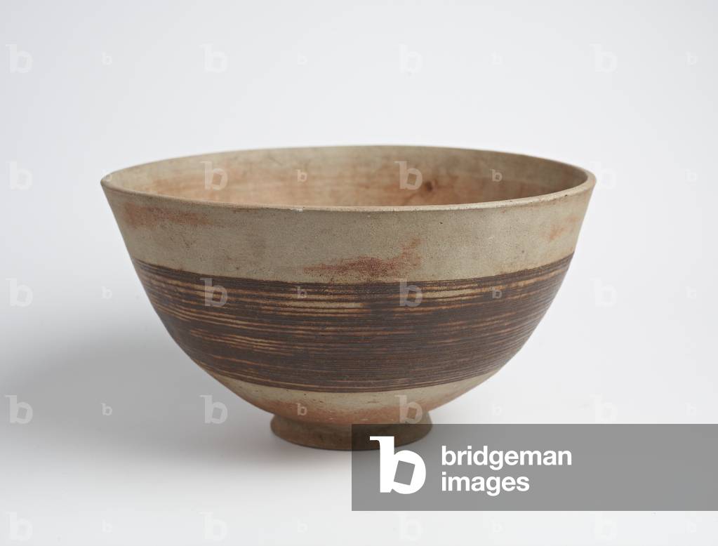 Bowl (filled with round pebbles), 1951-60 (glazed stoneware)