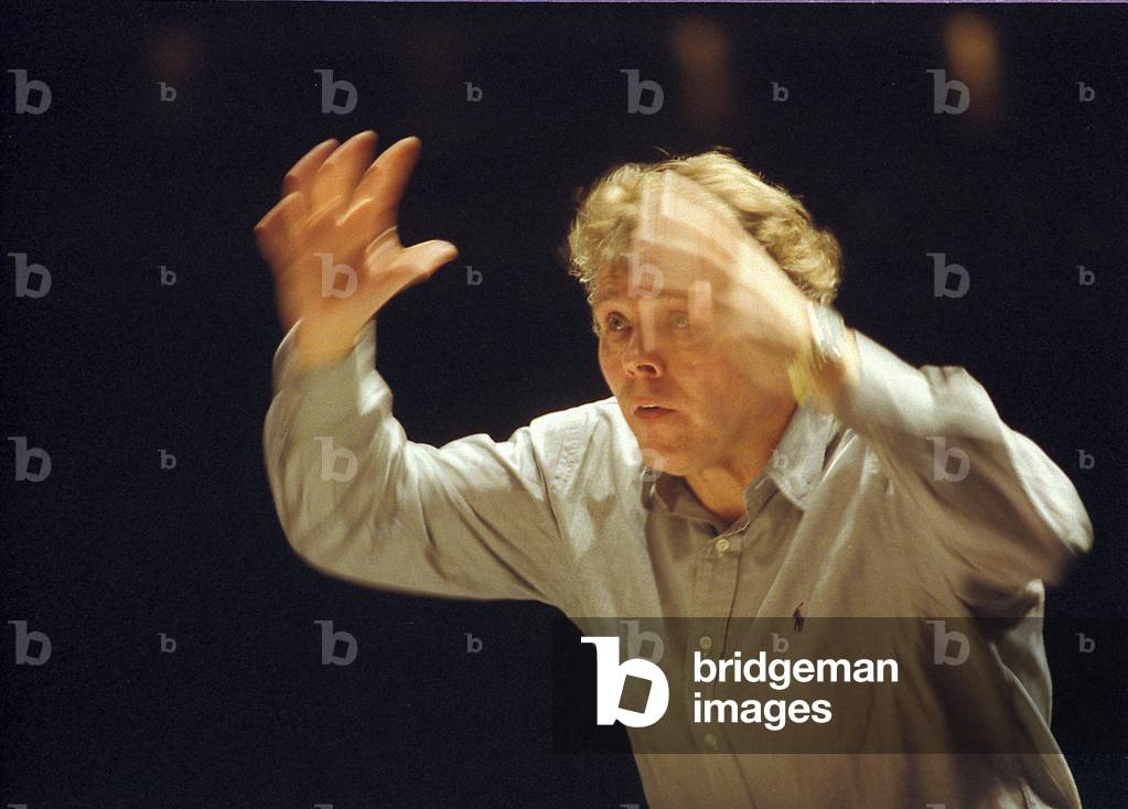 Maris Jansons conducting Latvian