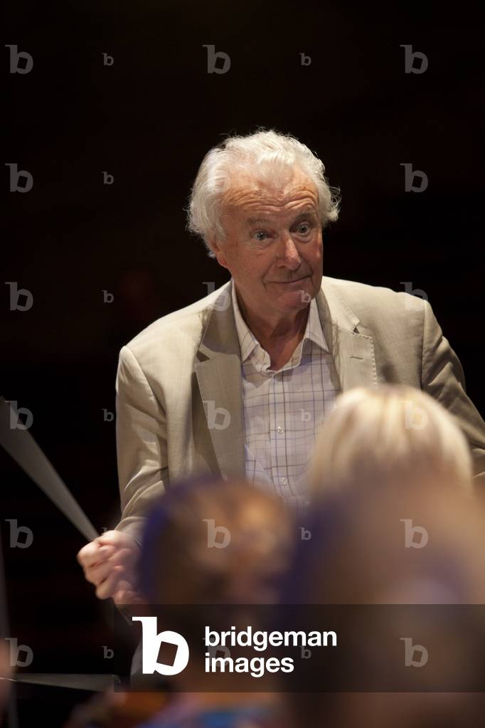 Colin Davis conducting the Gustav Mahler Youth Orchestra