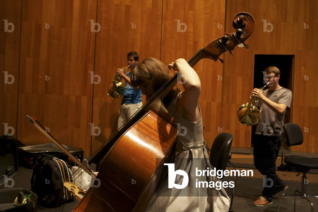 Daniele Gatti conducting Gustav Mahler Youth Orchestra