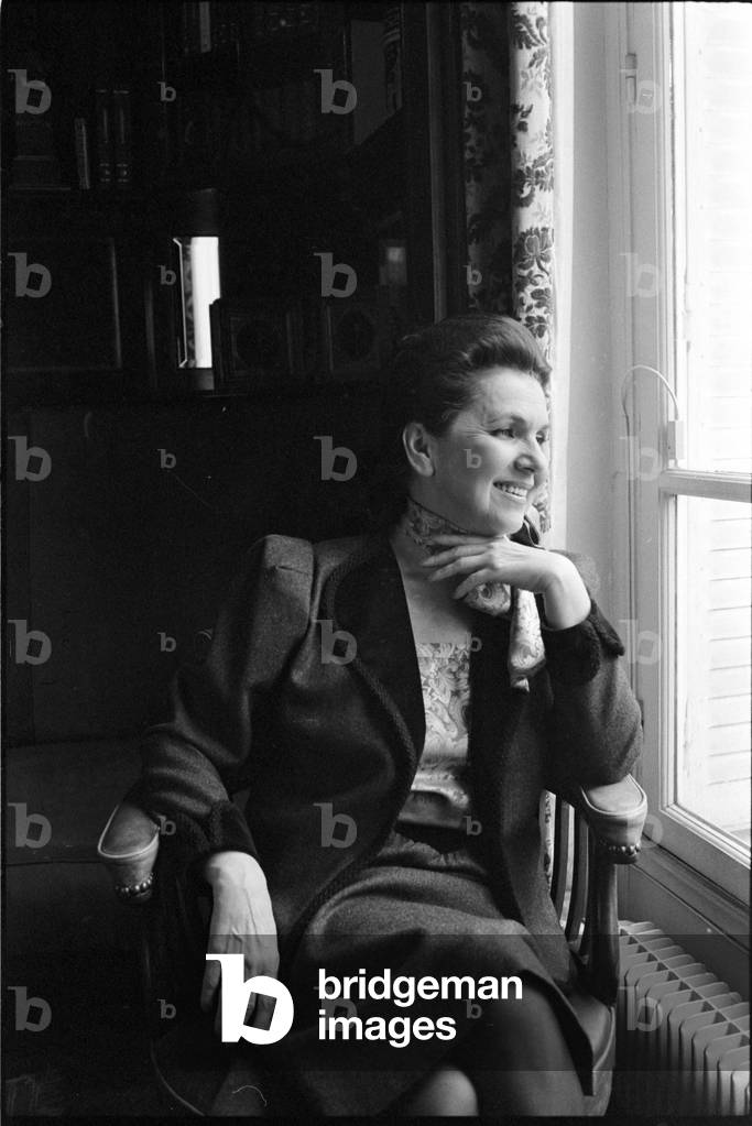Galina Vishnevskaya at her home in Paris, 1985