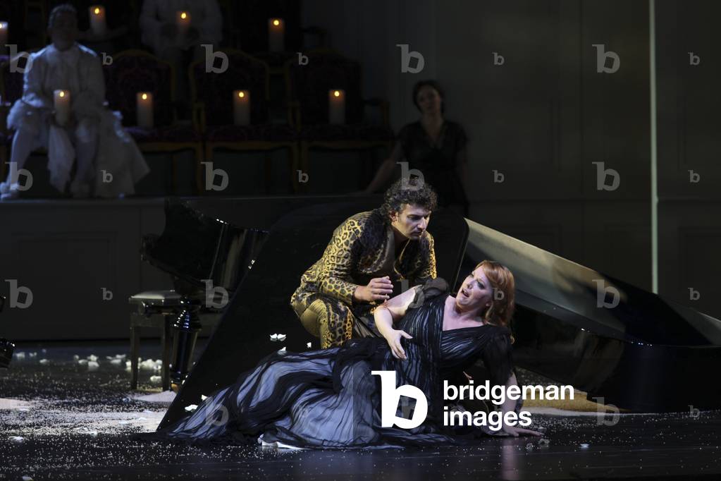 Magee and Kaufmann in Ariadne auf Naxos by Strauss