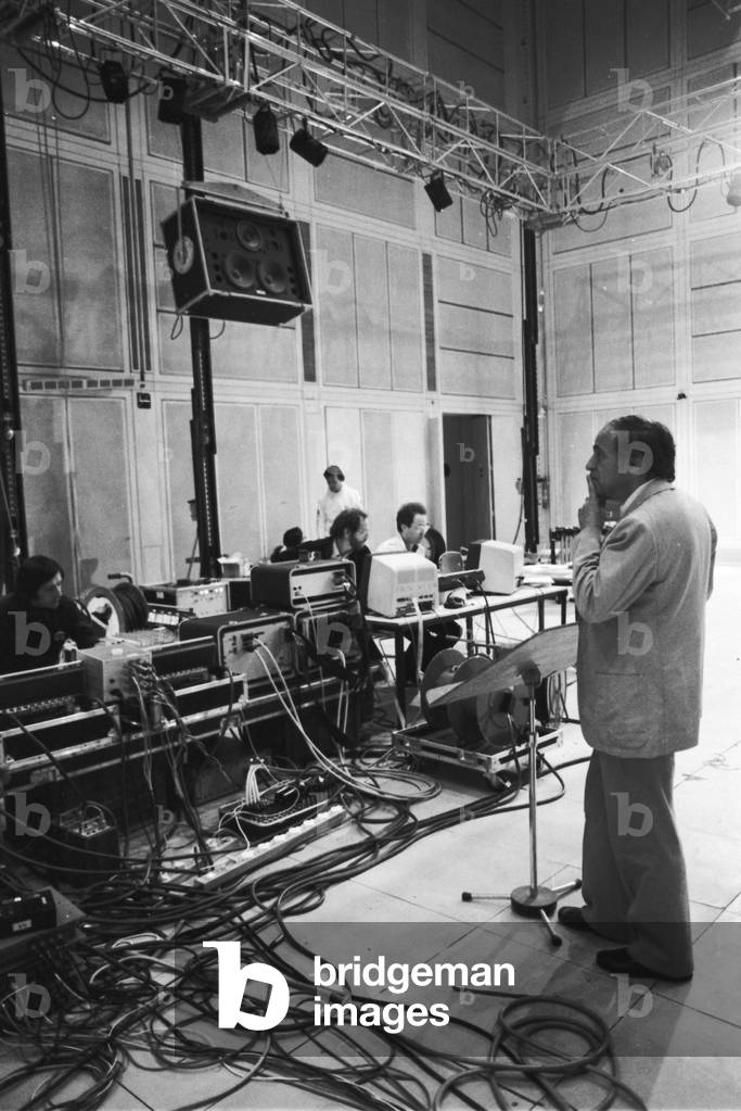 Pierre Boulez rehearsing 'Repons' at Ircam, 1984