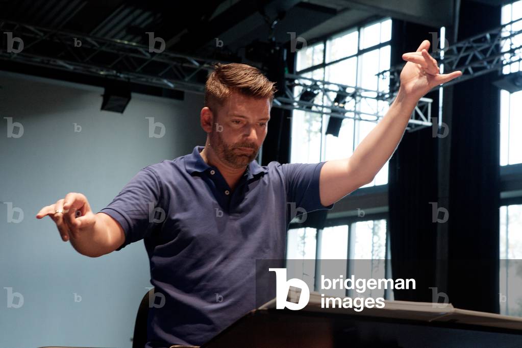 Repons by Pierre Boulez