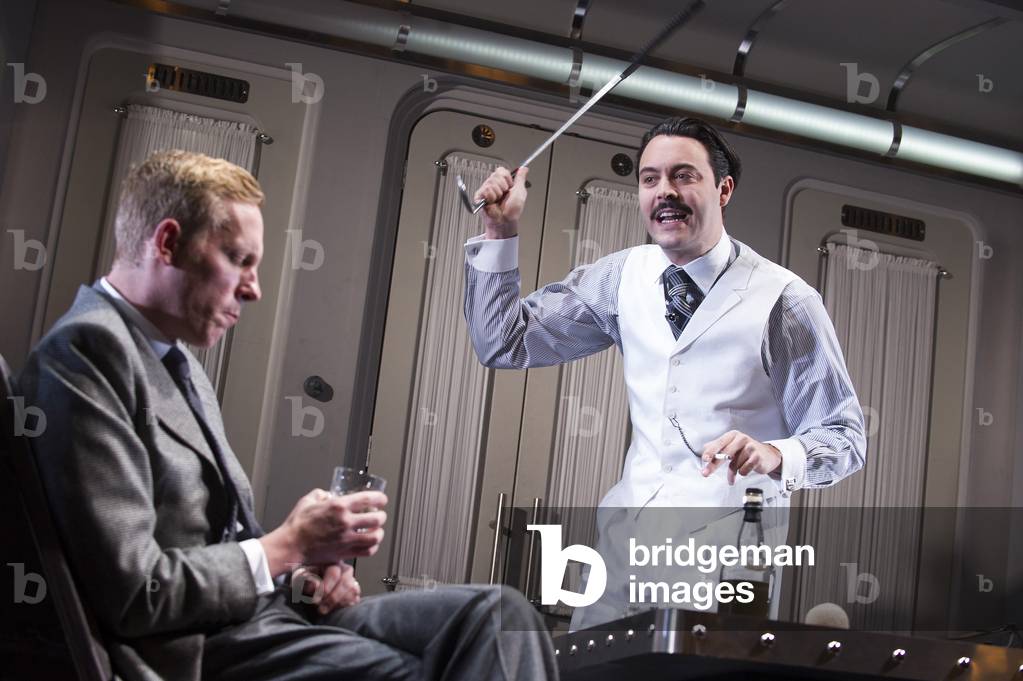 Strangers On A Train (photo)