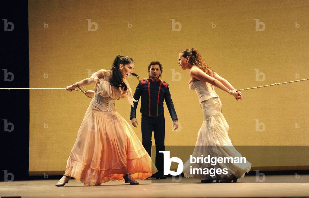 Yolanda Murillo and Aida Gomez in Carmen (photo)