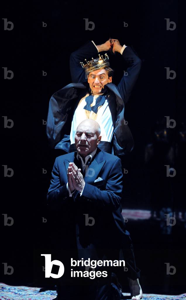 David Tennant and Patrick Stewart in Hamlet (photo)