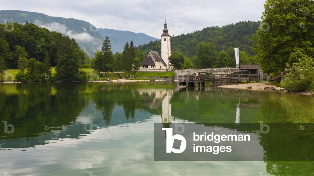 The church of St. John (Cerkev sv Janeza) at Ribcev Laz, Lake Bohinj (Bohinjsko jezero), Triglav National Park, Upper Carniola, Slovenia (photo)