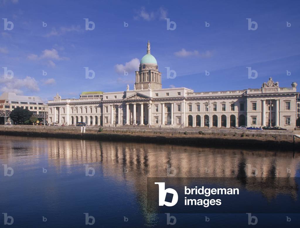 View of the Custom House (photo)