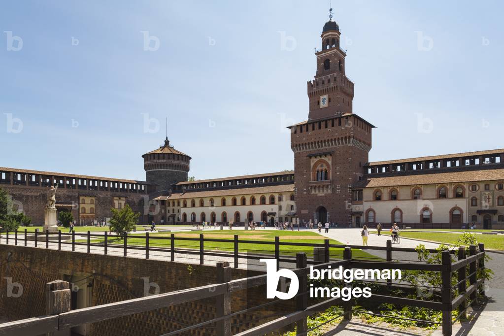 Castello Sforzesco, Milan, Italy (photo)