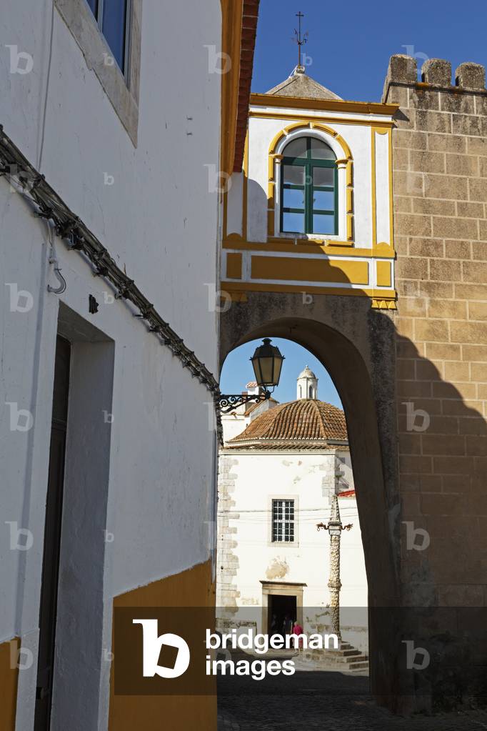Elvas, Portugal. Largo de Santa Clara. (photo)