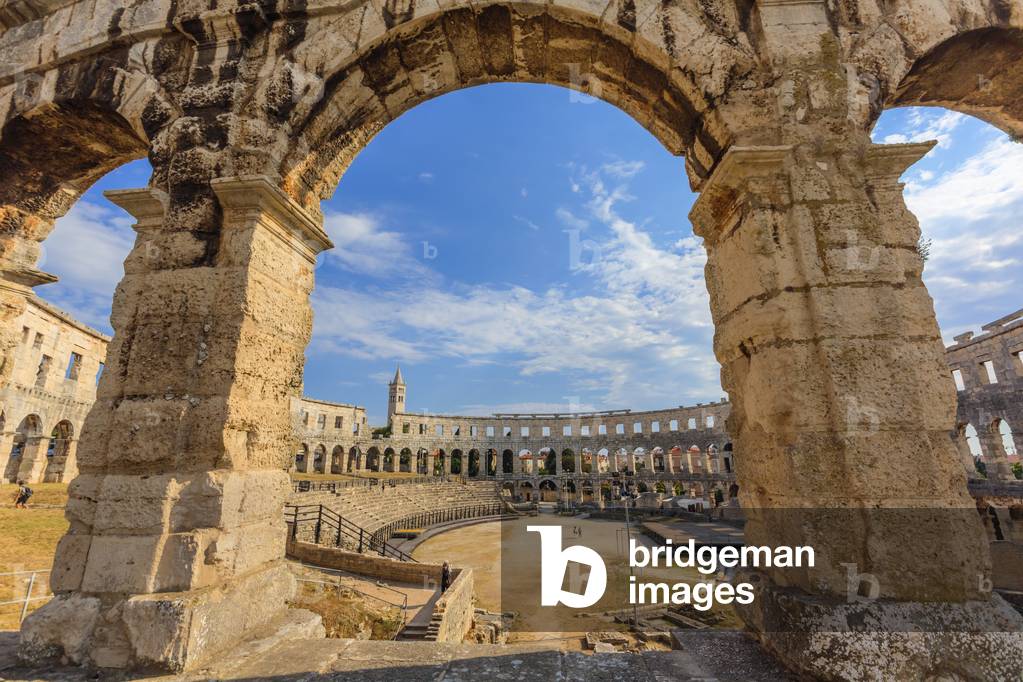 The Roman amphitheatre, Pula, Istria County, Croatia (photo)