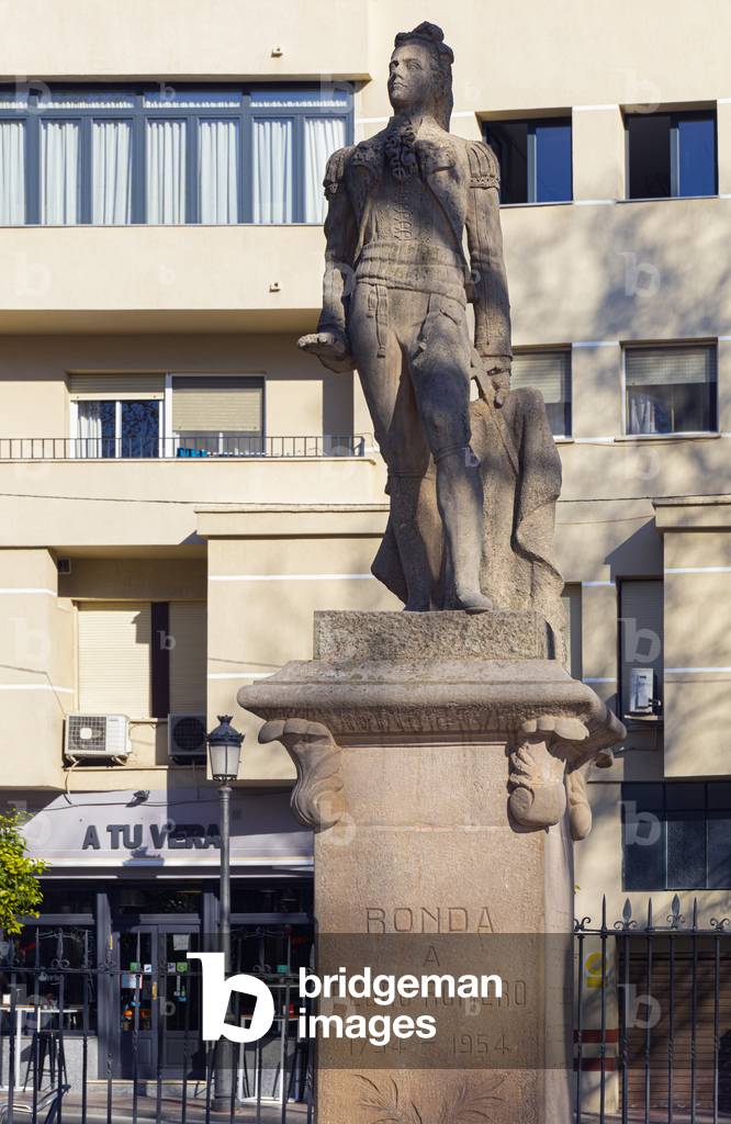 Statue to Ronda bullfighter Pedro Romero, 2020 (photo)