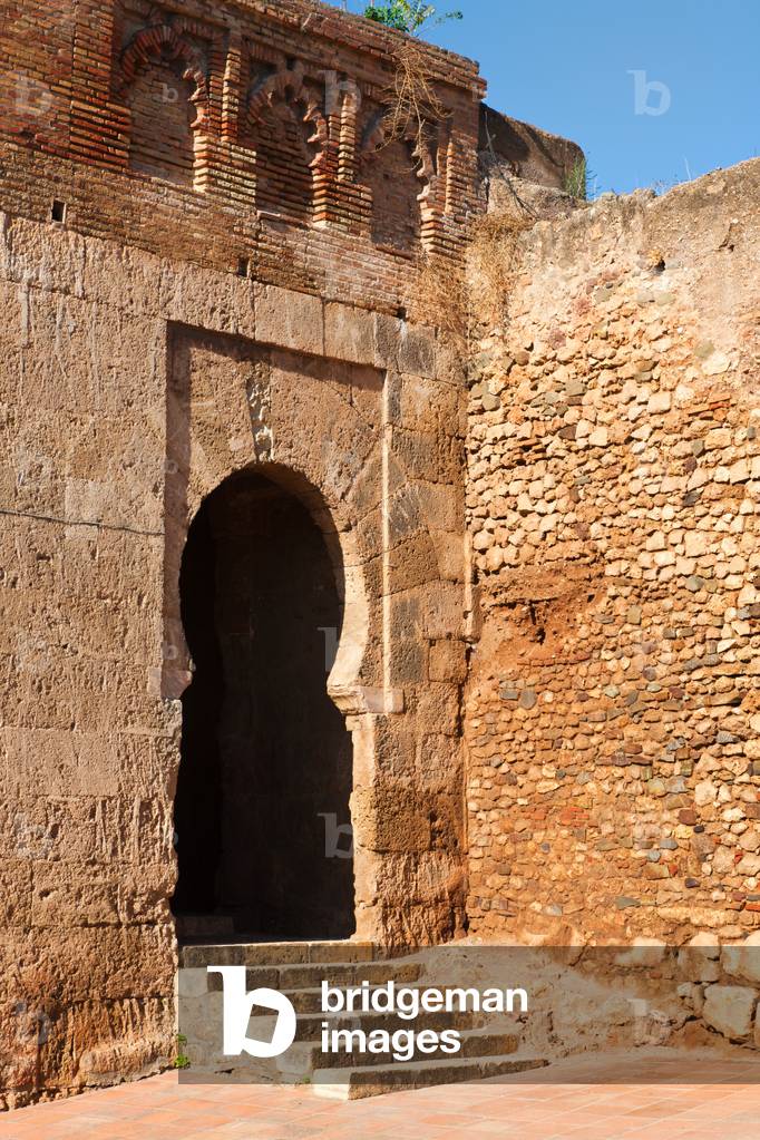 Niebla, Huelva Province, Andalusia, southern Spain. Puerta del Buey, or Gate of the Ox, one of the entrances through the walls into the town.