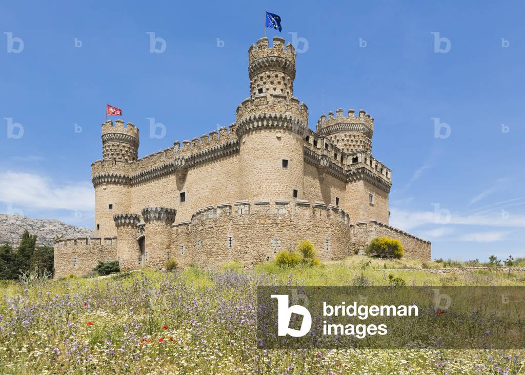 The 15th century Castle of the Mendoza, Manzanares el Real, Comunidad de Madrid, Spain (photo)