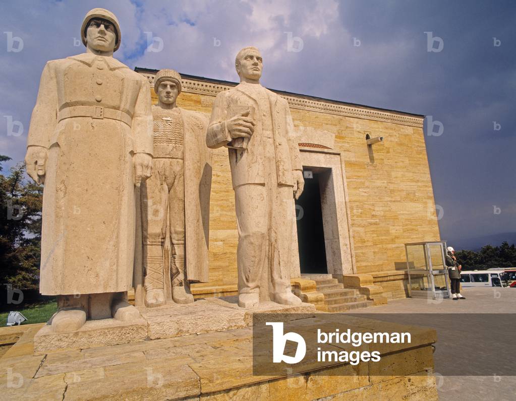 The Mausoleum of Mustafa Kemal Ataturk (1881-1938) (photo)