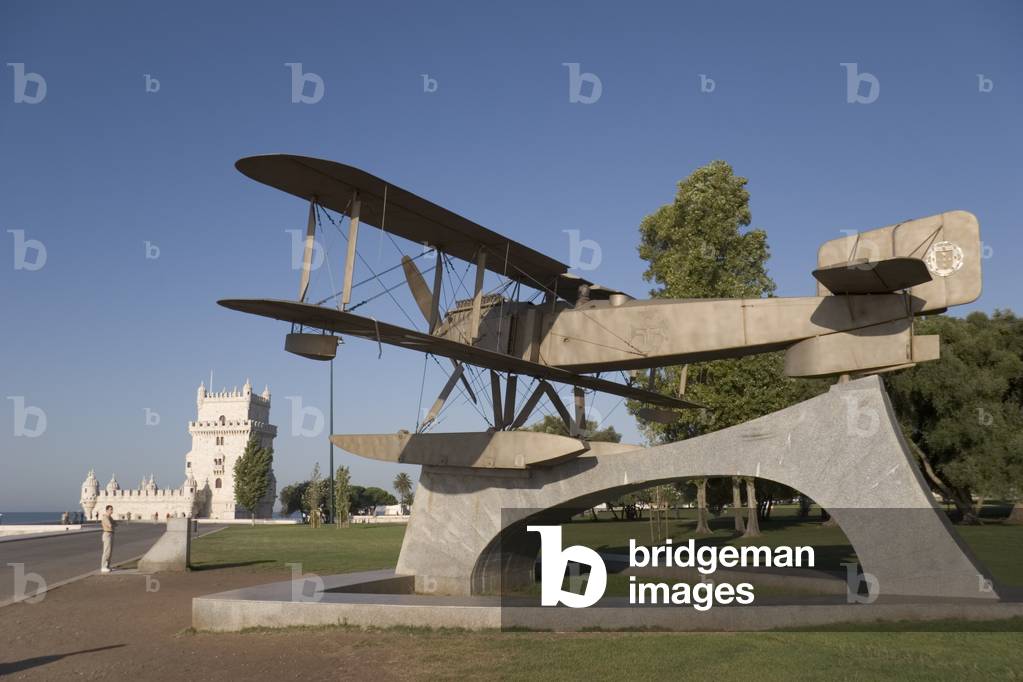 Replica of the Fairey-17 flown by Gago Coutinho (1869-1959) and Sacadura Cabral (1881-1924) in the first south Atlantic crossing in 1922 (metal)