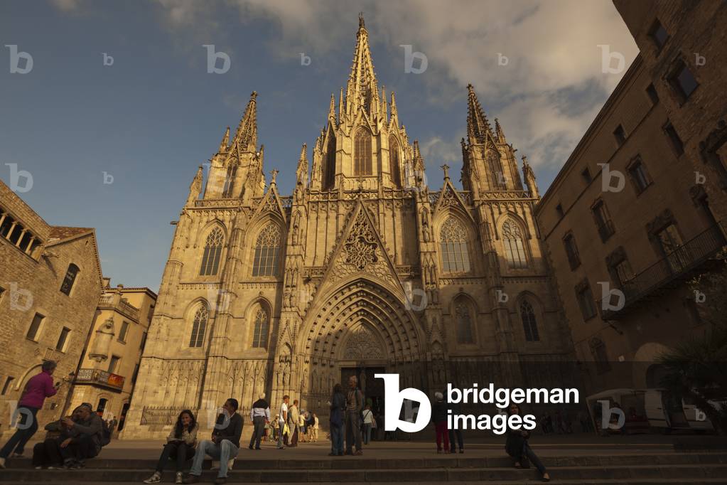 The Gothic cathedral, Barcelona, Spain (photo)