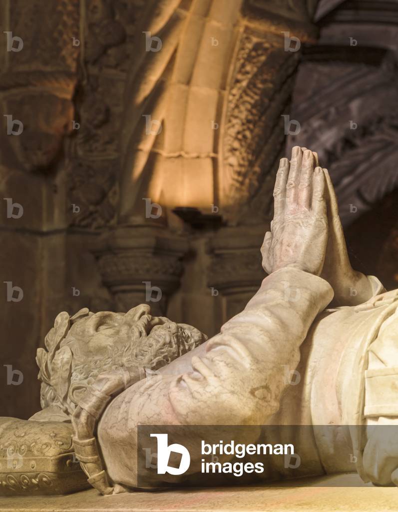 Tomb of Luis Vaz de Camoes, Lisbon, Portugal (photo)