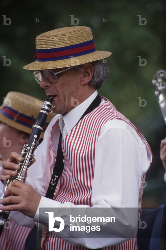 Clarinet player - Brass