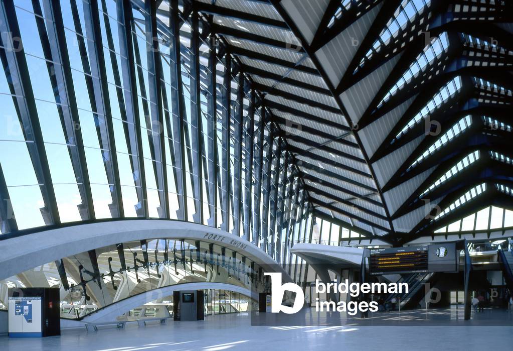 TGV station at Lyon Saint Exupery airport. Architecture of Santiago Calatrava, 1989-1994. Photography 1994