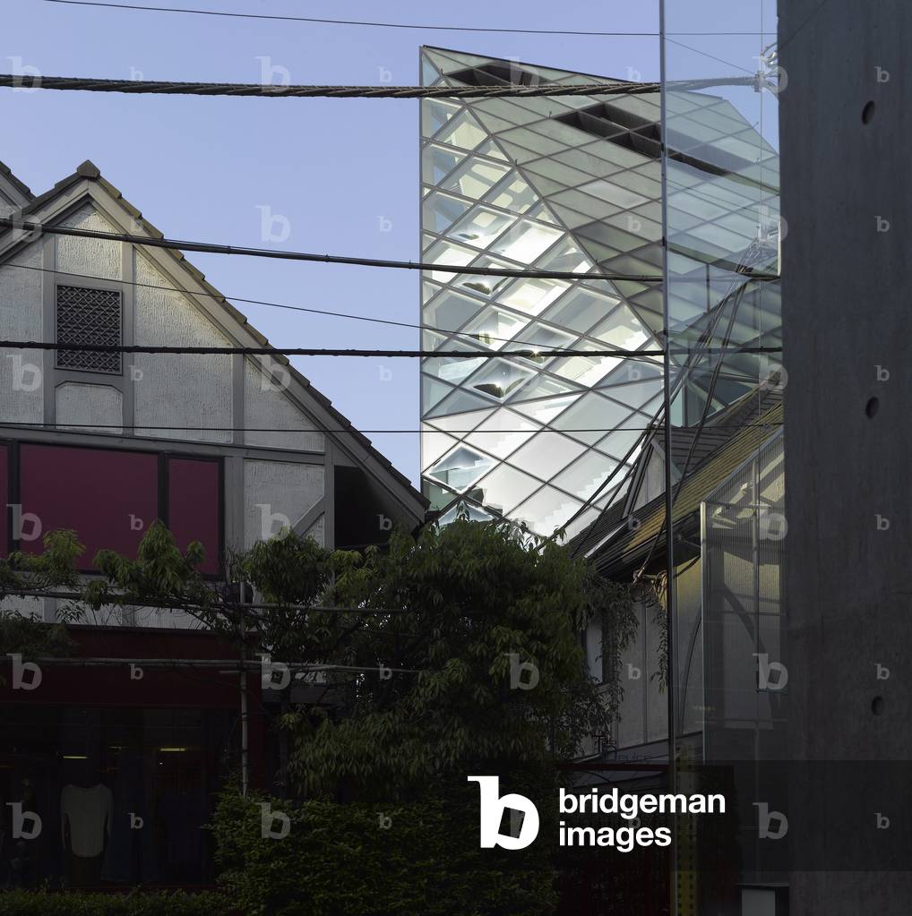 Prada store in Tokyo, Japan. Architecture by Jacques Herzog and Pierre De Meuron, 2003. Photography 23/03/08