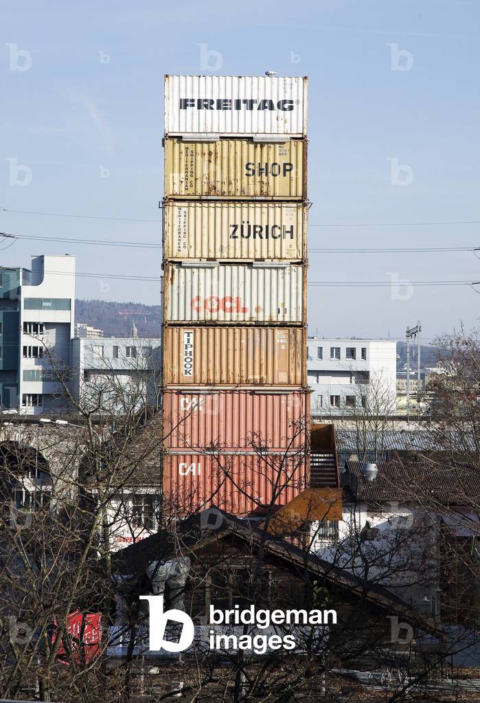 Freitag flagship store in Zurich. Architecture of Spillmann Echsle architects, 2005-2006. Photography 03/03/08