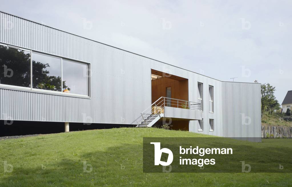 La Maison 265 in Langueux, Cotes d'Armor, Brittany, France. Architecture of Nunc architects, Valerie Huicq, Veronique Stephan and Pierre Beout, 2005. Photography 10/08/06