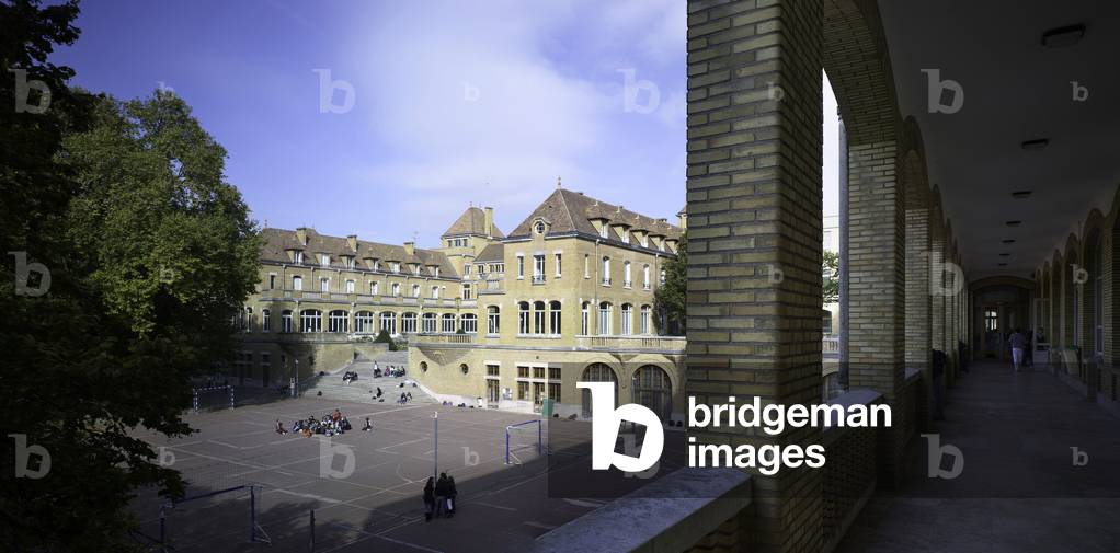 The Marie Curie school centre, 1 rue Constant Pilate, in Sceaux (Hauts de Seine, Ile de France). Architect Emile Brunet, 1932-1936.