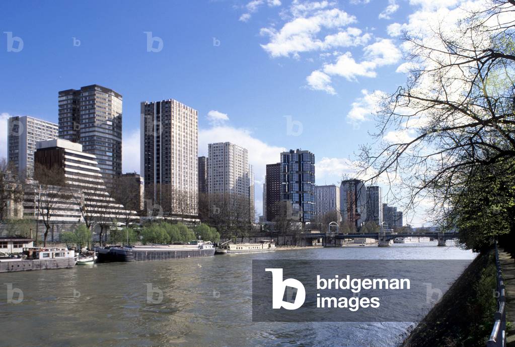 Front de Seine Paris 15th arrondissement.