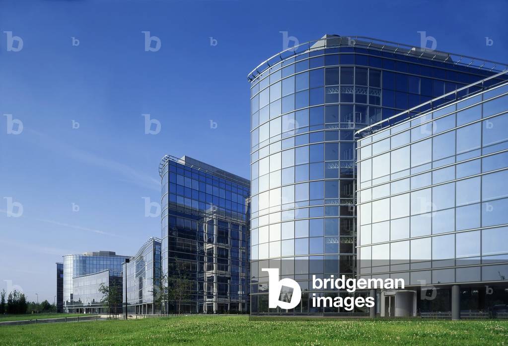 Building “” les Pavois”, Paris Nord II, Roissy. Architecture of the firm Arte Charpentier, 1991 -