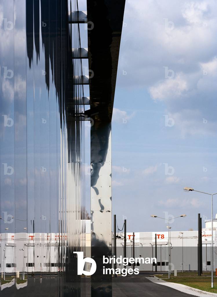 The warehouse of the Tramways of Valenciennes, Nord, Nord Pas De Calais. Architecture by Jacques Ferrier, 1999-2006. Photography 09/03/07