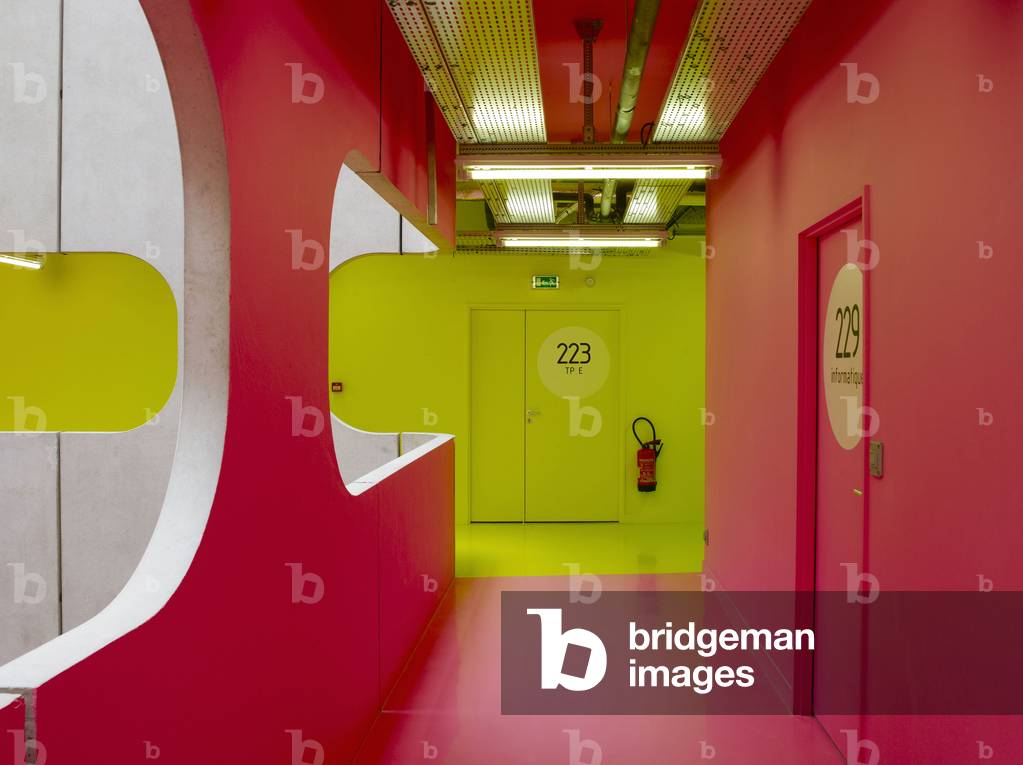 L'Atrium de Jussieu, Pole scientifique, Paris 5th arrondissement. Architects Peripheriques, Anne Francoise Jumeau and Emmanuelle Marin and David Trottin, 2002- 2006.