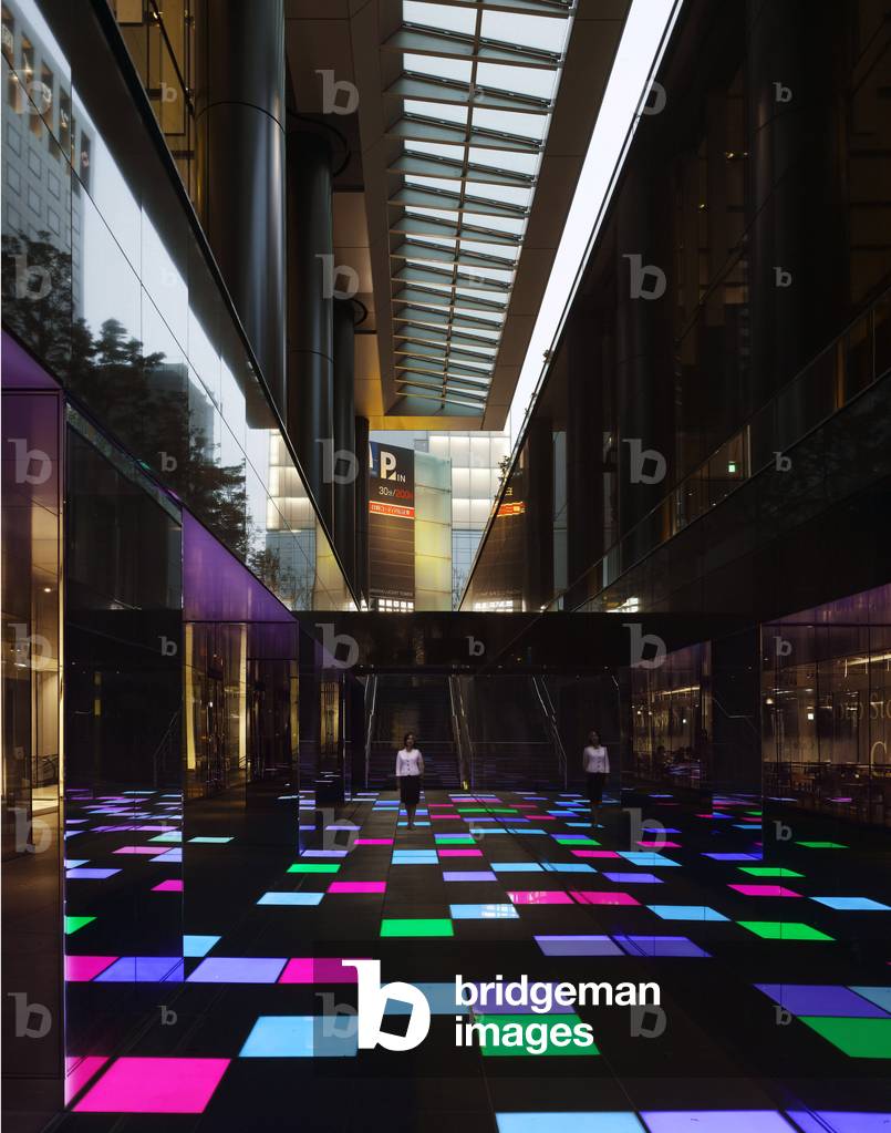 Kaleidoscopic garden (Sunken Garden). Urban Patio of Lucent Tower in Nagoya, Japan. Peripherals architecture, 2006-2007.