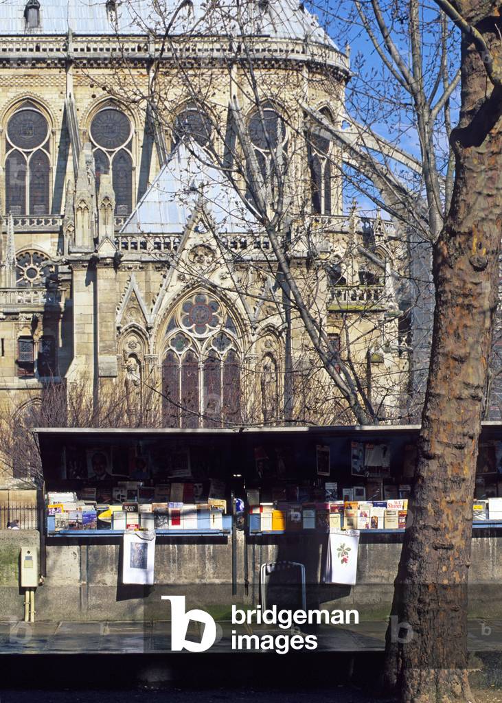 Book maker in Paris.