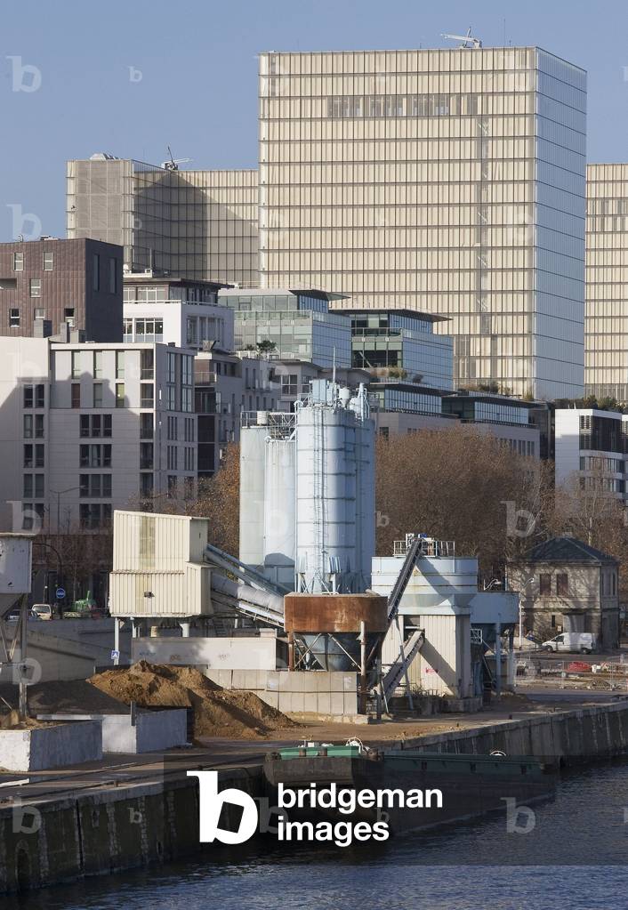 Paris Rive Gauche, the ZAC Massena, Paris 75013. Chief Architect Christian de Portzamparc, with Dominique Perrault, 2007. Photography 02/12/07.