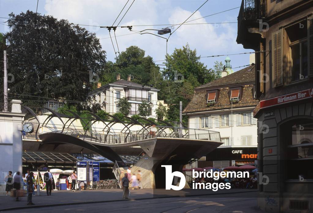 Stadelhofen station in Zurich, Switzerland. Realisation 1991, architect Santiago Calatrava. Photography 1991.
