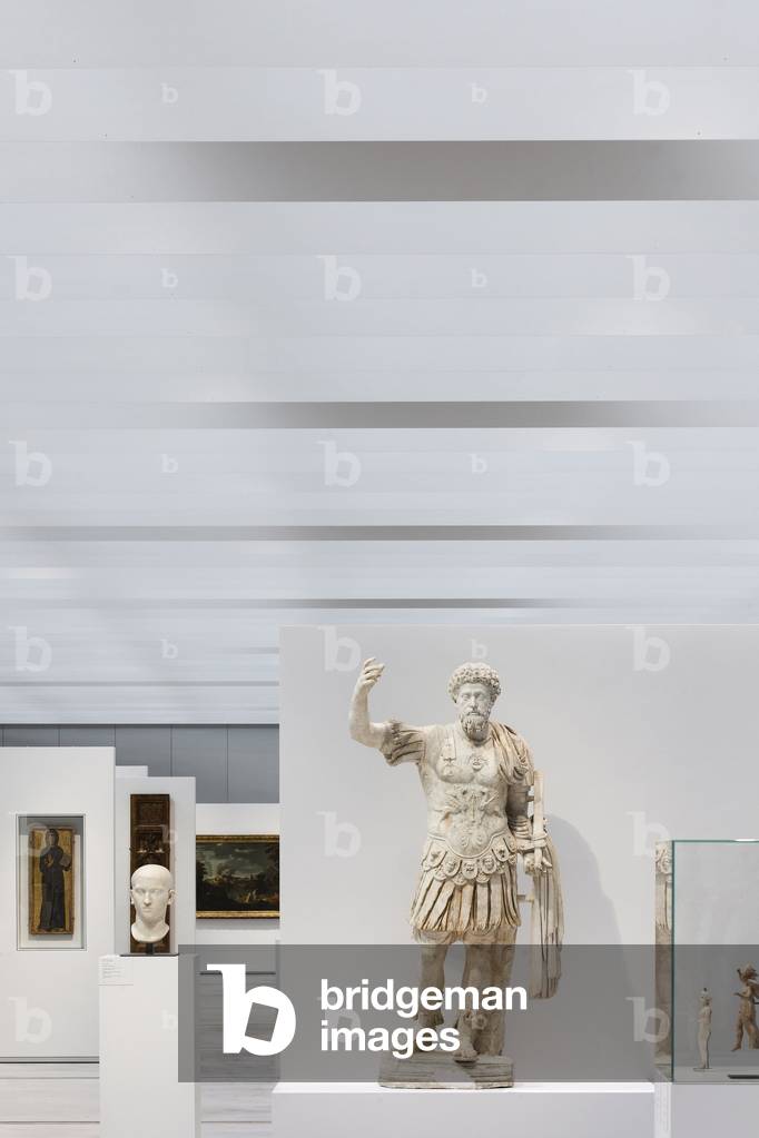 Greek, Etruscan and Roman Antiquities at the Galerie du Temps du Musee du Louvre-Lens - 2012, Kazuyo Sejima and Ryue Nishizawa - Sanaa Agency -