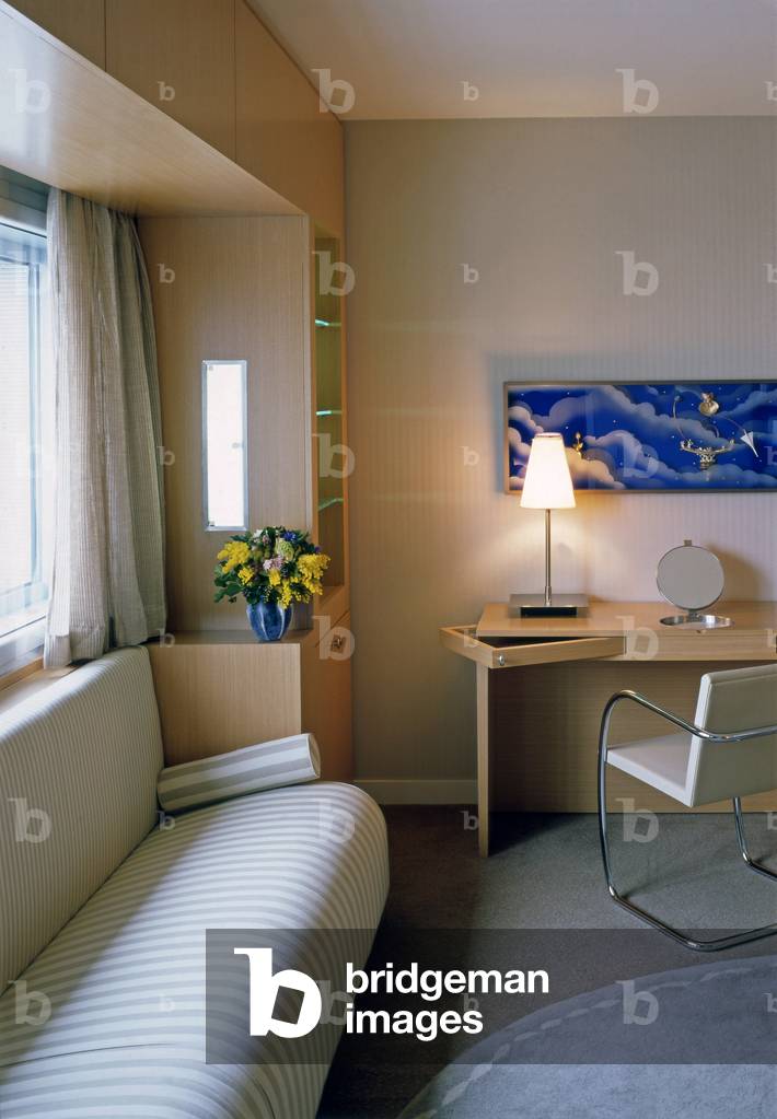 Sheraton Hotel Roissy in France. Architecture by Andree Putman, 1996. Photography 10/01/2006.