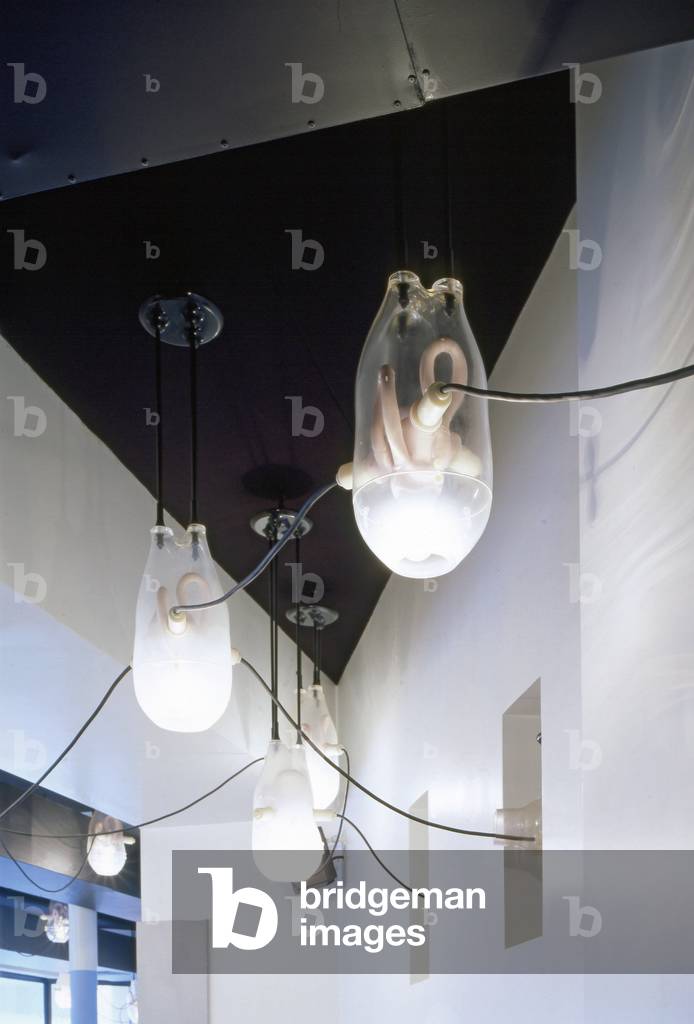 The cafe “” Etienne Marcel “”, 31 rue Etienne Marcel, Paris 2. Luminaire by Pierre Huyghes, 2002. Photography 2002.