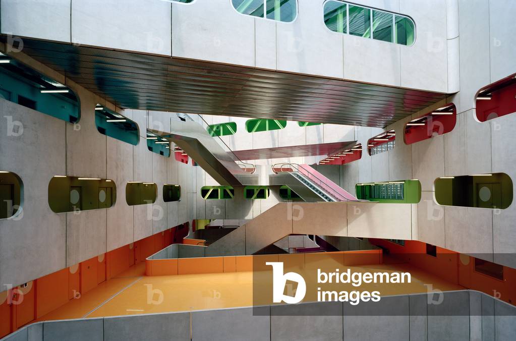 L'Atrium de Jussieu, Pole scientifique, Paris 5th arrondissement. Architects Peripheriques, Anne Francoise Jumeau and Emmanuelle Marin and David Trottin, 2002- 2006.