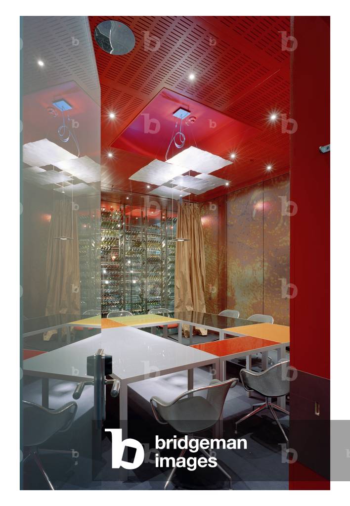 The hotel Kruisheren in Maastricht, Netherlands (Netherlands) realized by Satijn more architects and Vos interieur Mapertuus in 2005. Photography 15/03/06. In the heart of the historic centre of Maastricht, the 15th century Kruisherenklooster was inaugurated as a hotel in May 2005. In a very contemporary and innovative style and furniture by the Dutch interior architect Henk Vos (Maupertuus) and the famous lighting architect Ingo Maurer.