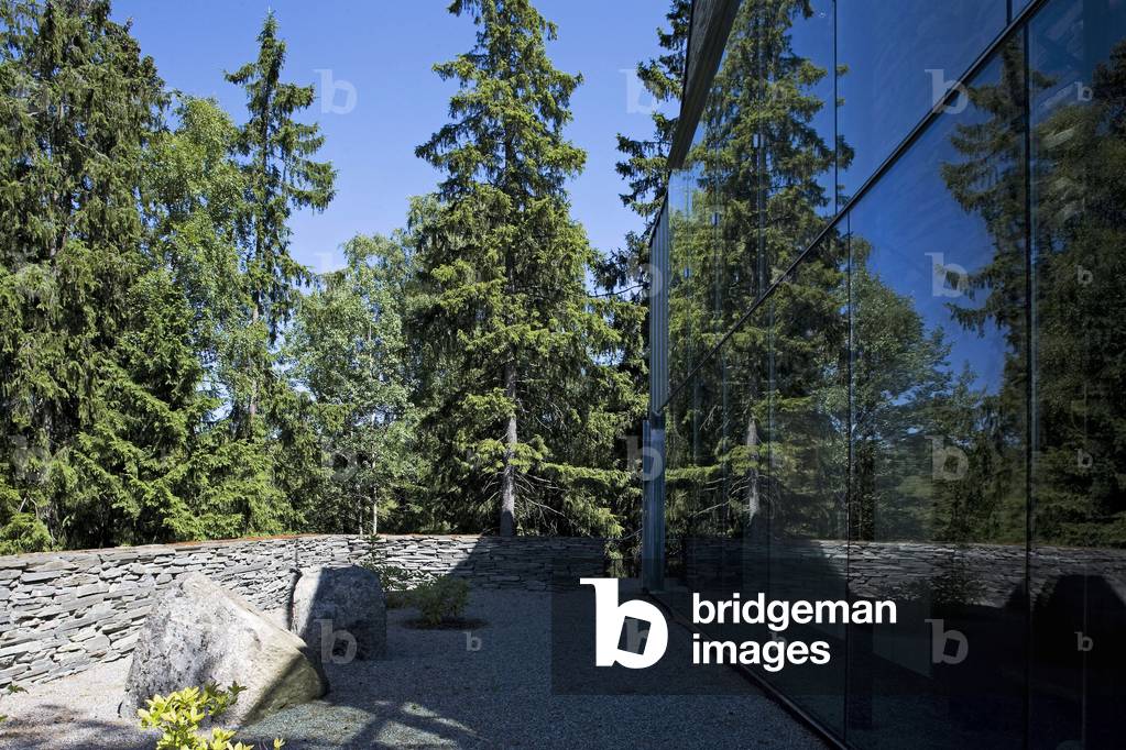 Mortensrud Church in Oslo (Norway). Architect Jensen/Skodvin Architecs, 2002.